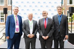 Auf dem Foto: Geschäftsführer Jan Wollenberg, Dr. Dirk Brinschwitz; Minister Prof. Dr. Armin Willingmann ;Aufsichtsratsvorsitzenden Matthias Lux